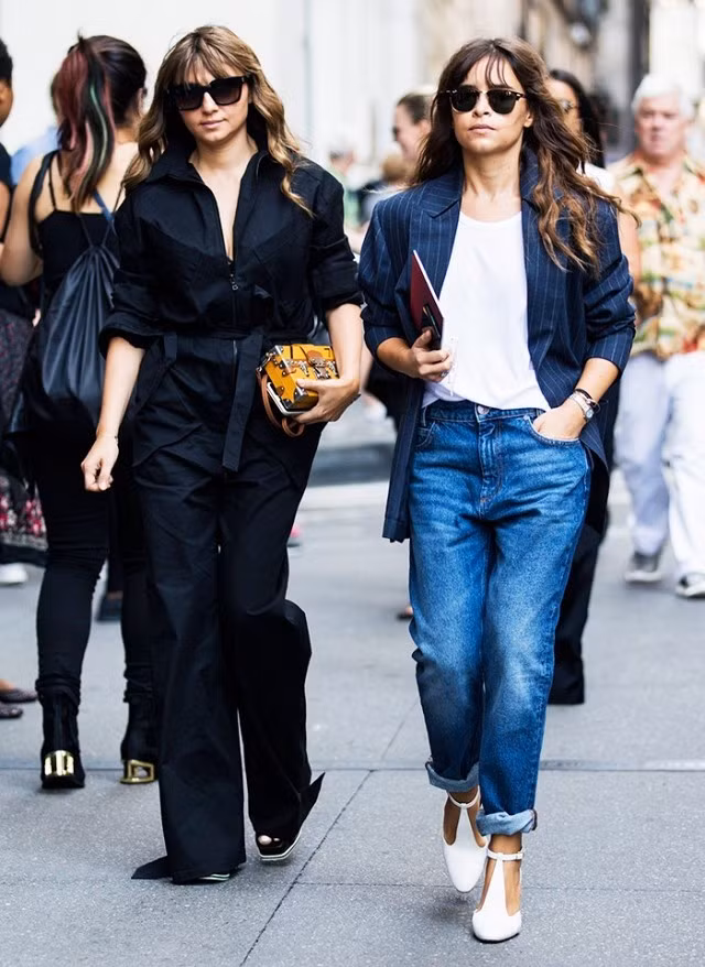Cách mix quần jeans với áo phông trong từng hoàn cảnh ảnh 1 Cách mix quần jeans với áo phông 1