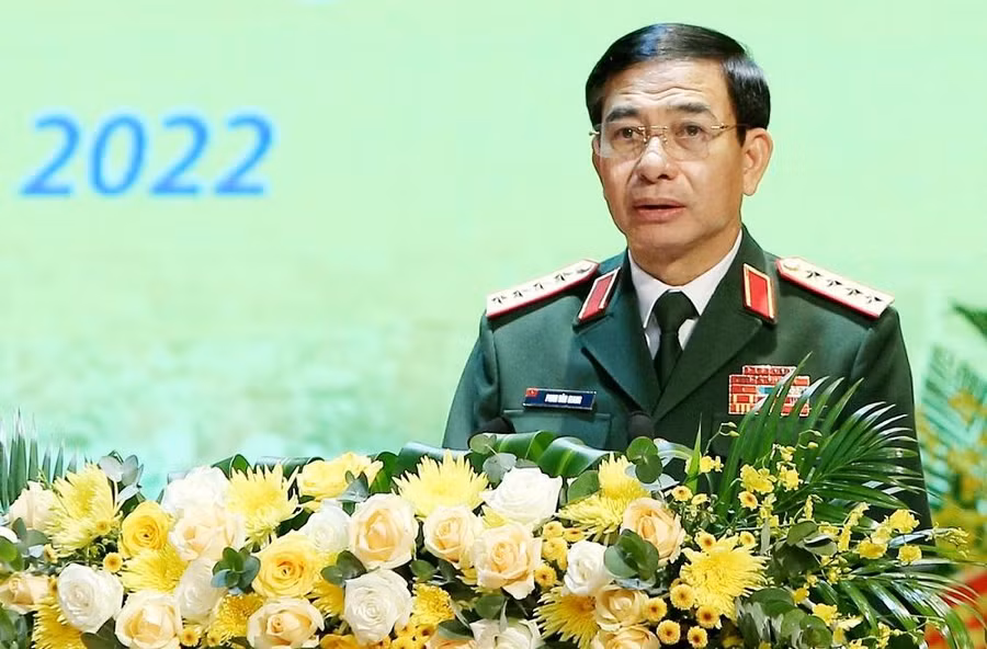 Đại tướng Phan Văn Giang - Ủy viên Bộ chính trị, Phó Bí thư Quân ủy Trung ương, Bộ trưởng Bộ Quốc phòng phát biểu tại Lễ kỷ niệm.