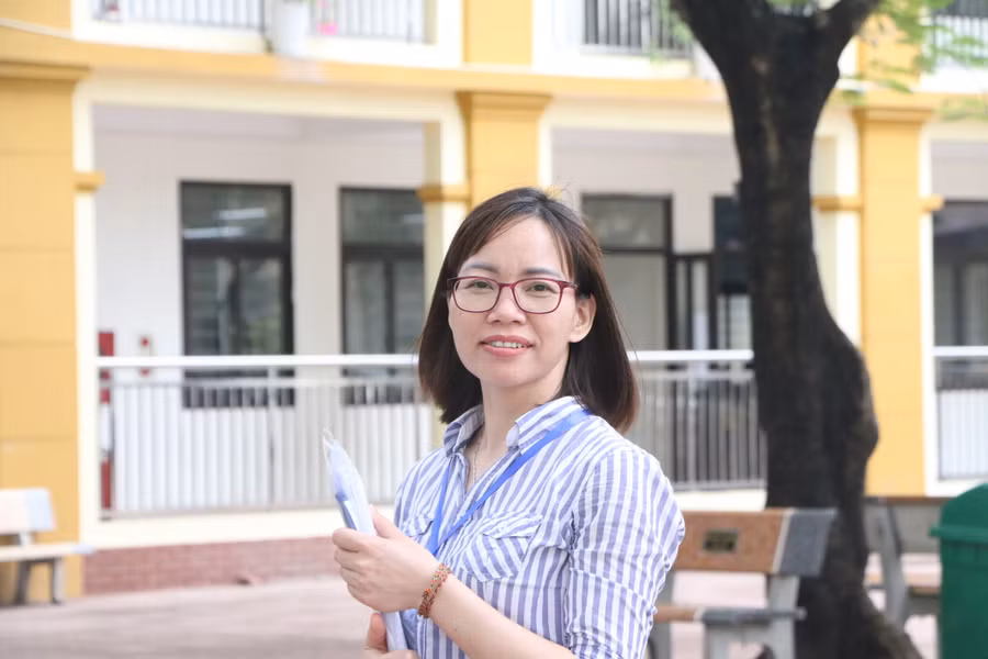 Cô Trần Thị Thủy – Trưởng điểm thi Trường THCS Yên Nghĩa, Hà Đông, Hà Nội.