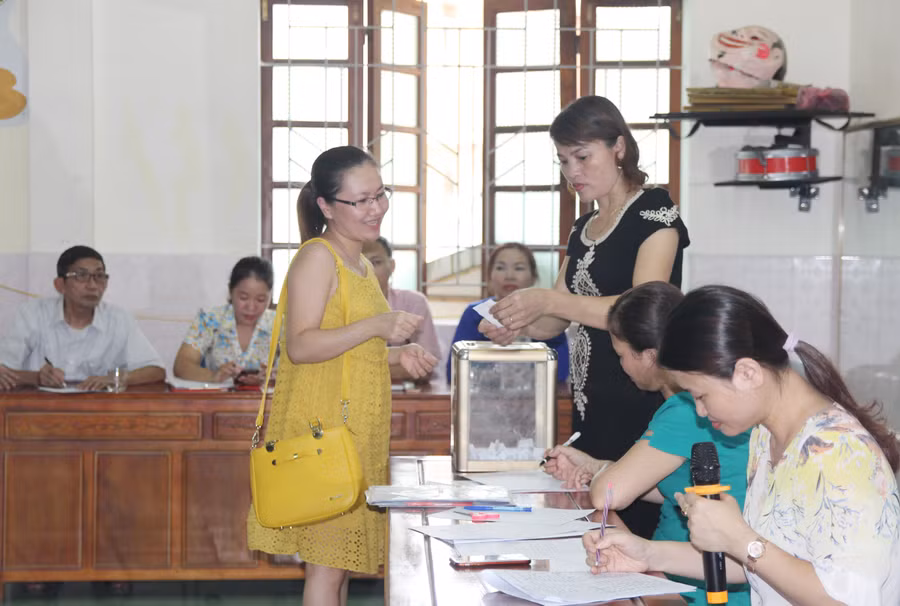 Nghệ An: Vẫn căng thẳng vào mầm non dịp đầu năm học