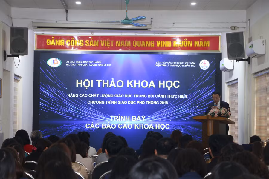Hội thảo được nghe ý kiến chia sẻ của nhiều đại biểu để nâng cao chất lượng giáo dục.