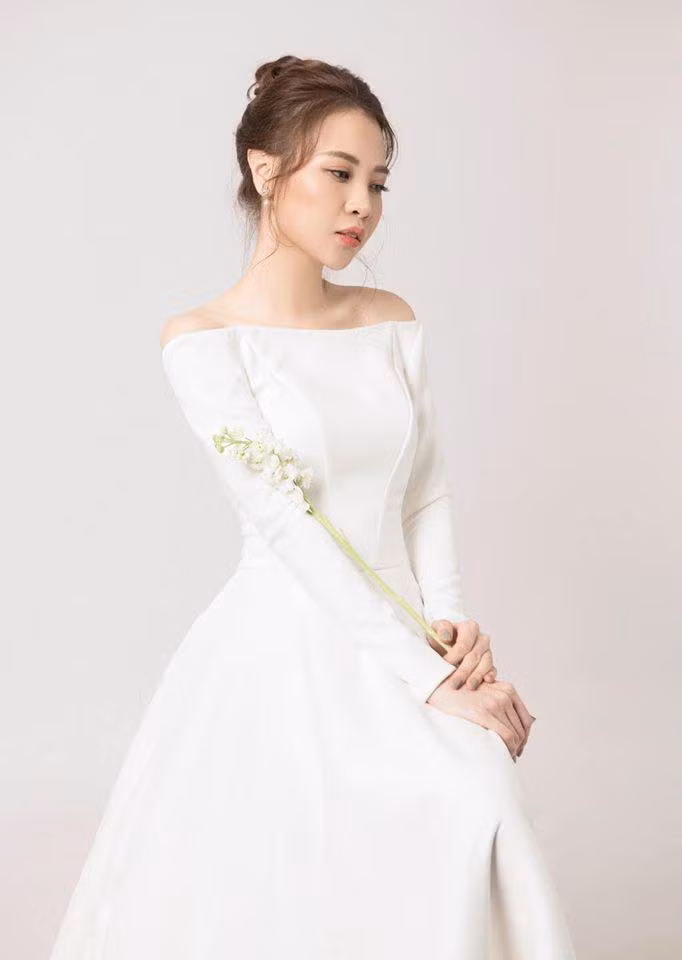 cuong do la chuan bi den 4 chiec vay cuoi cho vo trong ngay trong dai - 3
