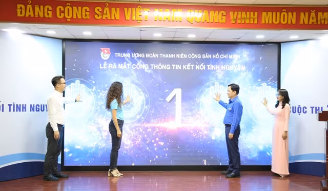 Ra mắt Cổng thông tin kết nối tình nguyện.