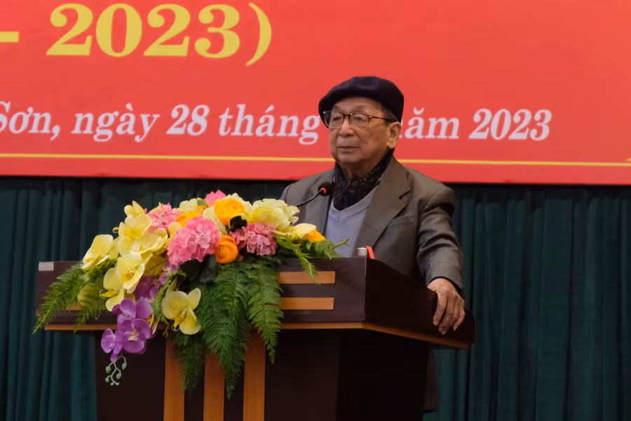 Giáo sư Trần Lâm Biền nói về di sản văn hoá Việt Nam. (Ảnh: NT). Giáo sư Trần Lâm Biền nói về di sản văn hoá Việt Nam. (Ảnh: NT).
