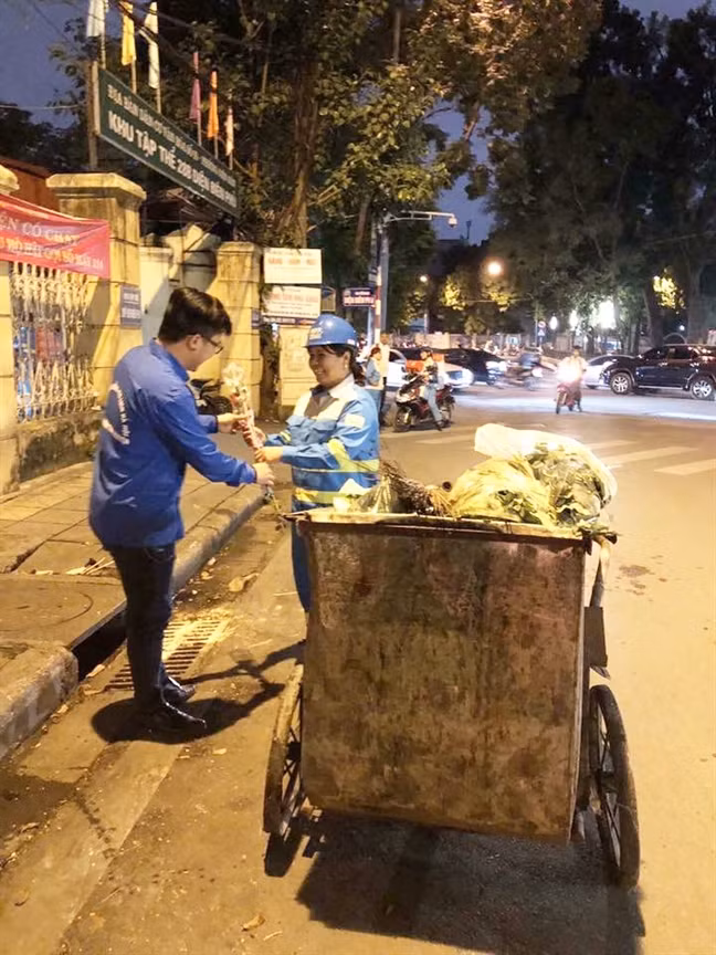 Co bao nhieu nguoi chua tung nhan hoa ngay phu nu?