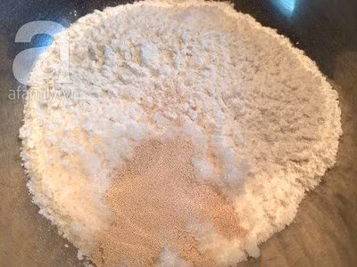 Cách làm bánh Trung thu heo con siêu tốc cho mẹ bận rộn ảnh 5
