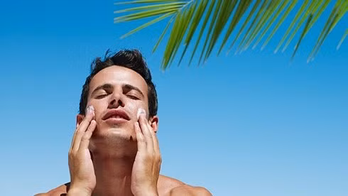 Bật mí 5 cách làm đẹp da đơn giản mà hiệu quả cho nam giới ảnh 2