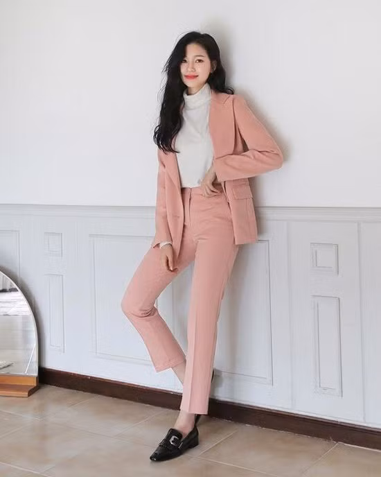 Các mẫu giày đế bệt tiện dụng cho nàng công sở, cứ đi là tự nhiên đẹp ảnh 12