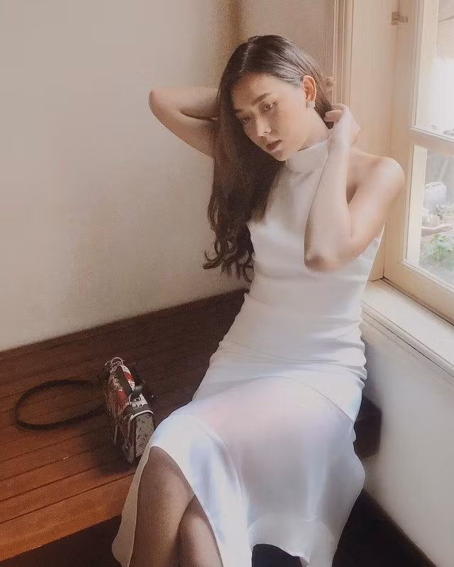 Nàng Á hậu được ví là bản sao của Hà Tăng: Style chỉ toàn màu đen - trắng nhưng sang chảnh như tiểu thư nhà trâm anh thế phiệt - Ảnh 8.