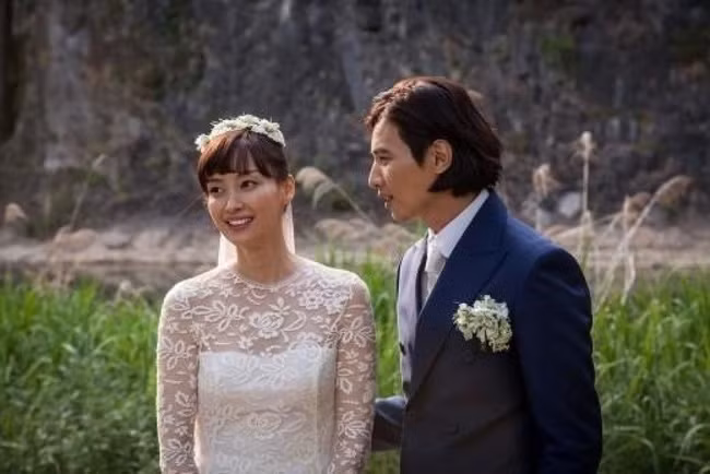 Won Bin và Han Chae Young: Tình đẹp tan vỡ vì chàng không đáng mặt nam nhi, chẳng dám công khai đến lúc chia tay cũng chưa từng nhắc đến - Ảnh 3. Won Bin và Han Chae Young: Tình đẹp tan vỡ vì chàng không đáng mặt nam nhi, chẳng dám công khai đến lúc chia tay cũng chưa từng nhắc đến - Ảnh 3.