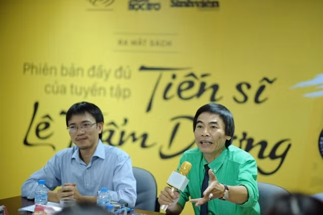 TS Lê Thẩm Dương tại họp báo