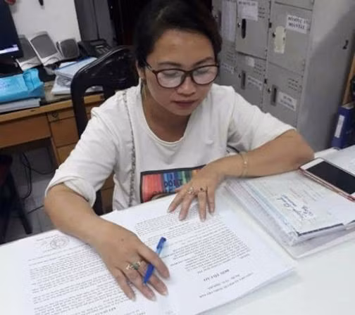 Bà Đỗ Thị Hồng Nga, người được đề cập đến trong vụ việc chứng cứ khởi kiện của bà bị hư hại