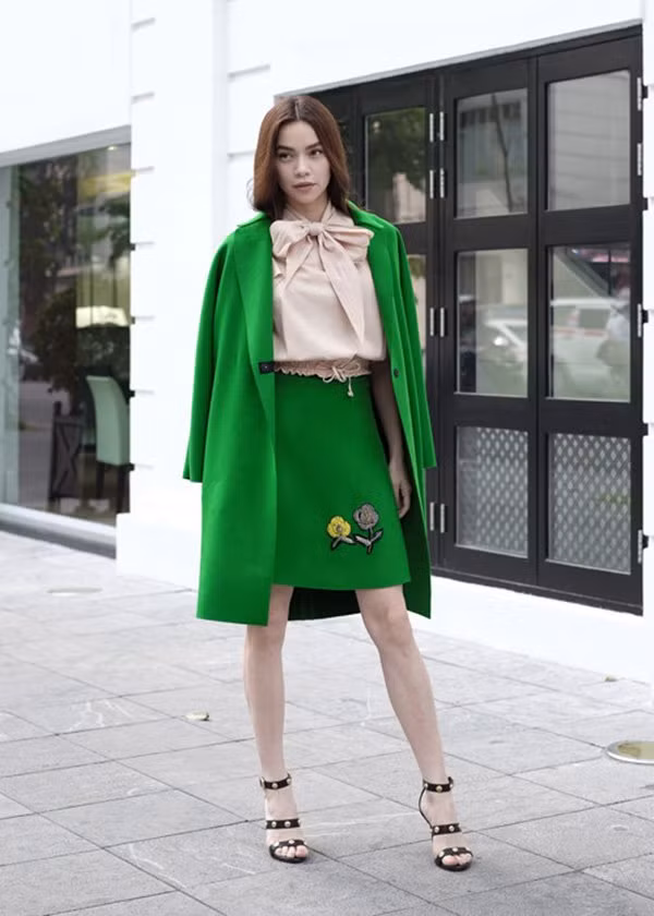 Dự đoán những gam màu, họa tiết thống trị xu hướng thời trang thu đông 2019 ảnh 4 du doan nhung gam mau, hoa tiet thong tri xu huong thoi trang thu dong 2019 - 5