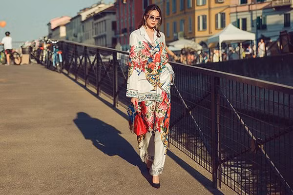 Dự đoán những gam màu, họa tiết thống trị xu hướng thời trang thu đông 2019 ảnh 18 du doan nhung gam mau, hoa tiet thong tri xu huong thoi trang thu dong 2019 - 19