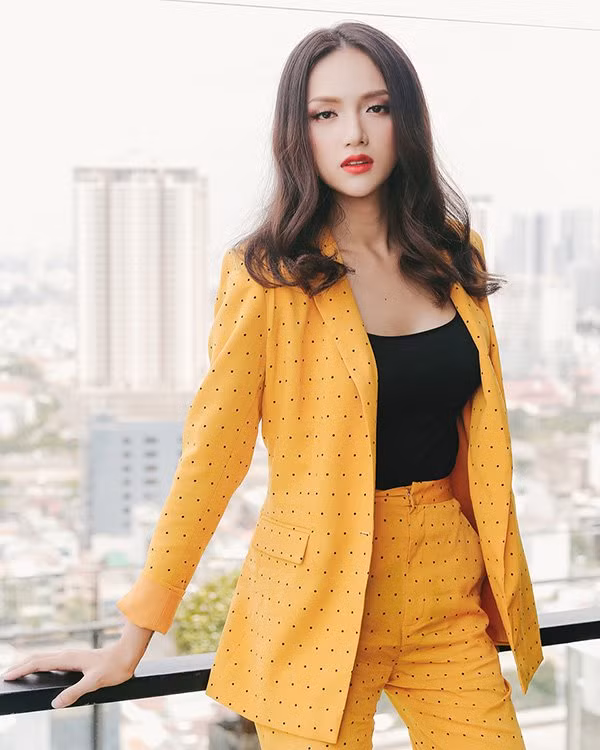 Dự đoán những gam màu, họa tiết thống trị xu hướng thời trang thu đông 2019 ảnh 11 du doan nhung gam mau, hoa tiet thong tri xu huong thoi trang thu dong 2019 - 12