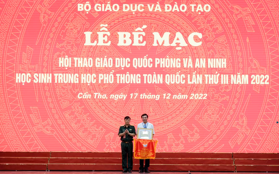 Cần Thơ nhận bằng khen Bộ GD&ĐT vì có thành tích trong công tác tổ chức hội thao.