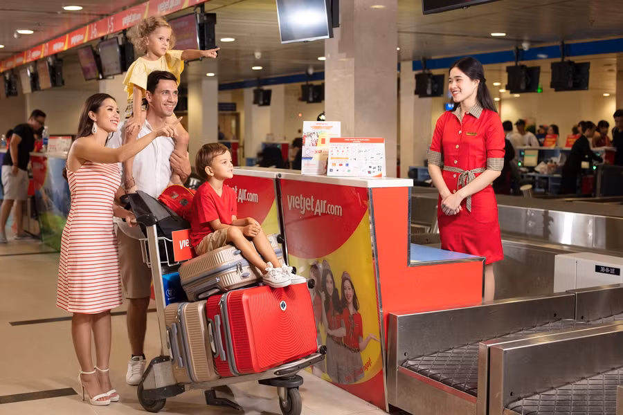 Bay “chất” cùng Vietjet – Vui lễ hội, trúng xe hơi, chào năm mới