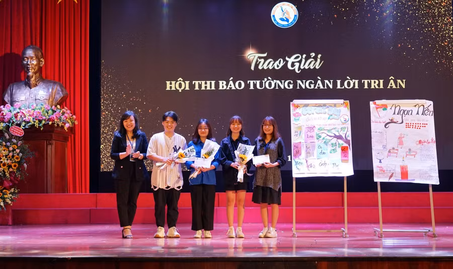 Ấn tượng "Thời khắc tỏa sáng" của Học viện Thanh thiếu niên Việt Nam ảnh 1