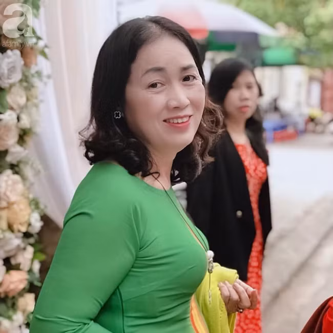 Chuyện tình của cô "Hoa khôi" Hải Dương đẹp nổi tiếng, tấm ảnh cưới 29 năm trước cũng chứa đựng cả câu chuyện dài - Ảnh 5.