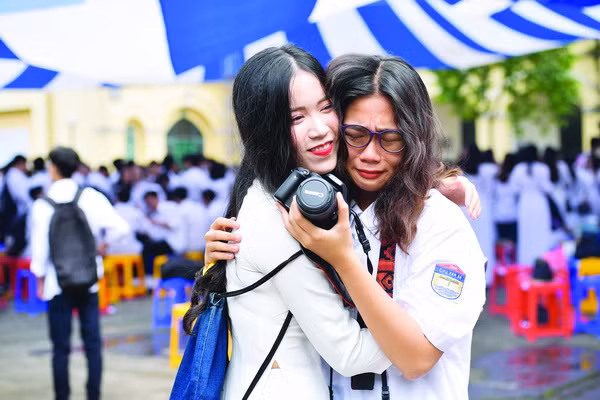 Ngập tràn cảm xúc.