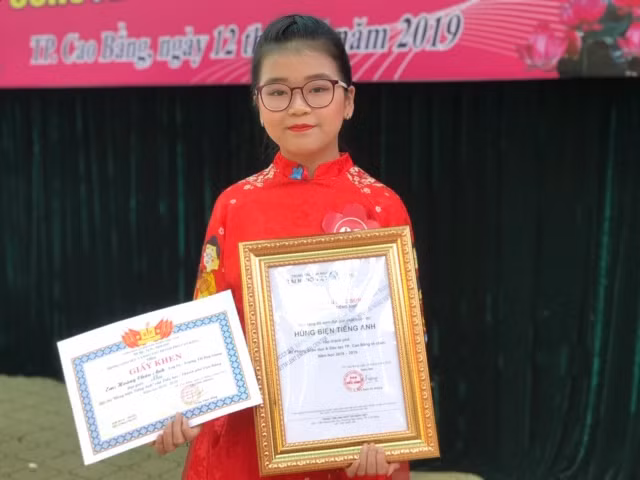 Em Hoàng Châu Anh