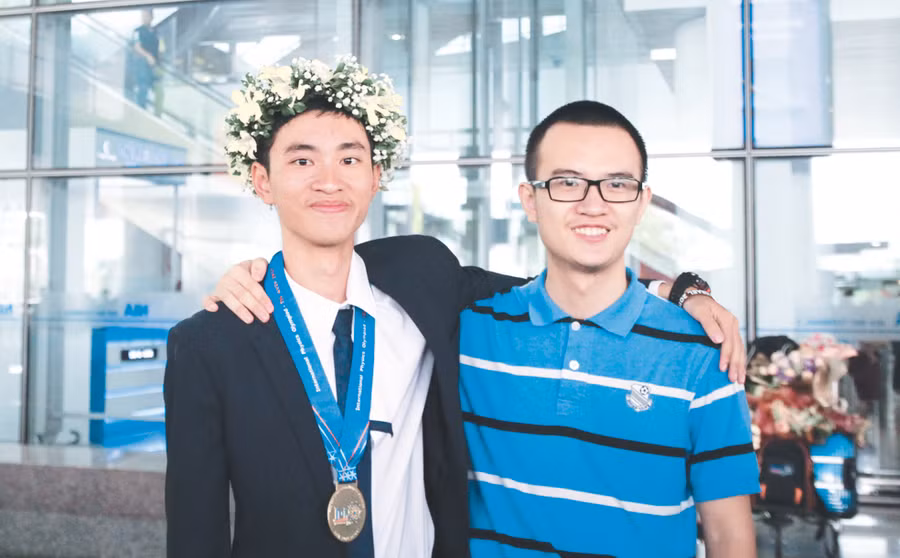 Trần Xuân Tùng và Trần Đức Huy, những chàng trai vàng của Trường Ams. Ảnh: Phương Anh