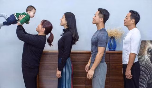  Và thành quả khi vợ Jesse lấy lại vòng eo thon, cả nhà cũng có cú lột xác ngoạn mục. 