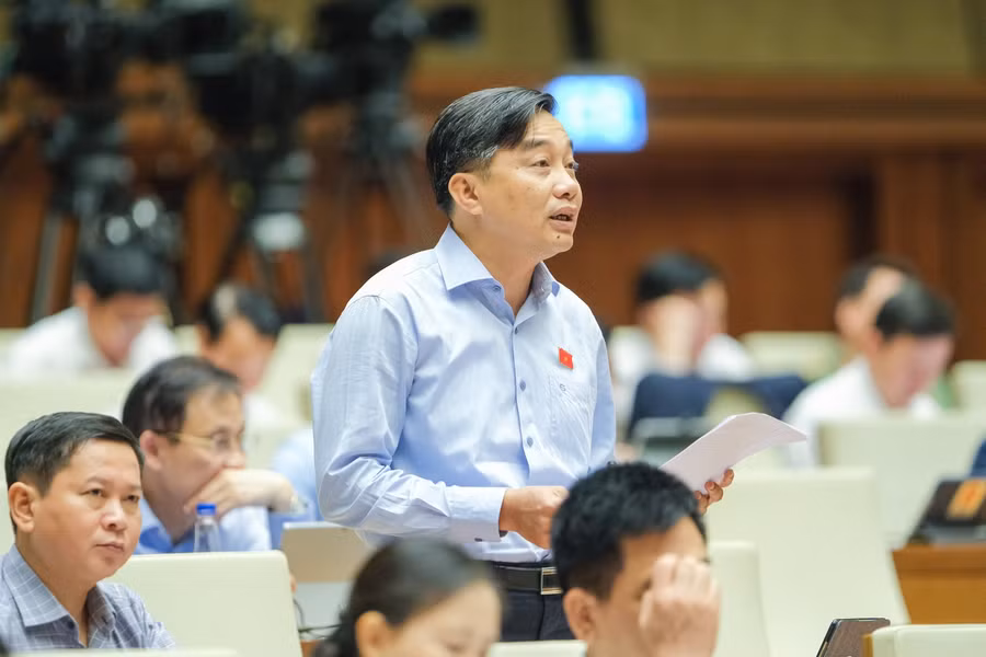 Đại biểu Nguyễn Minh Sơn – Đoàn Đại biểu Quốc hội tỉnh Tiền Giang