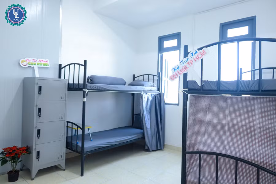 Không gian và tiện ích trong từng phòng được bố trí hài hòa và đầy đủ.