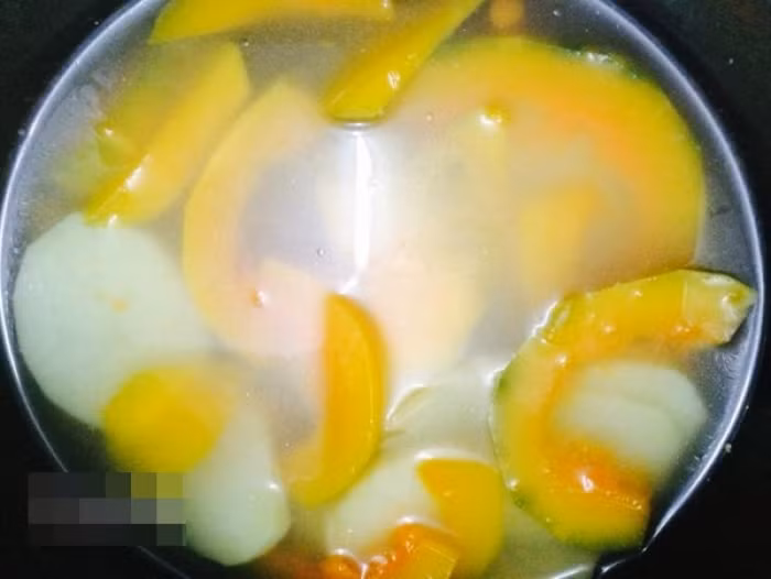 sup kem bi do thom ngay cho bua sang dau tuan 10