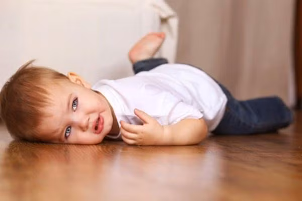 Bé 6 tuổi vừa thức dậy bỗng đột quỵ, cha mẹ nên lưu ý bộ phận này của trẻ ảnh 2 be trai 6 tuoi vua thuc day bong dot quy, cha me nen luu y bo phan nay cua tre - 2