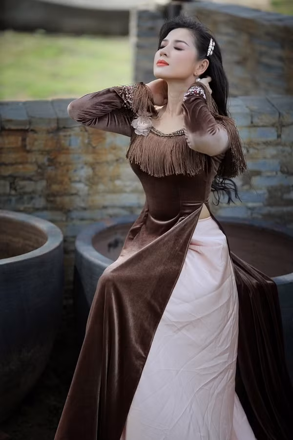 thai nha van tuyen bo tu bo su nghiep chup anh nude