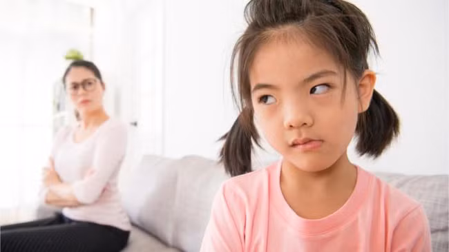 Thấy con có những hành vi ứng xử bất thường này cha mẹ tuyệt đối đừng bỏ qua mà hãy uốn nắn, sửa chữa ngay-1