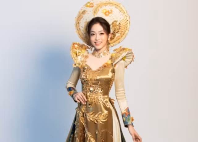 Photo: Mr.AT;Trang phục: Khánh Shyna; Makeup: Hiwon; Stylist: Team Mạch Huy 