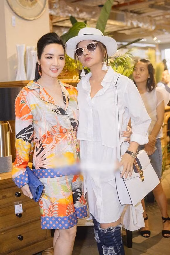 top 10 bo canh tham hoa tuan qua: huong giang cung ly nha ky "lot ho" phong cach - 3