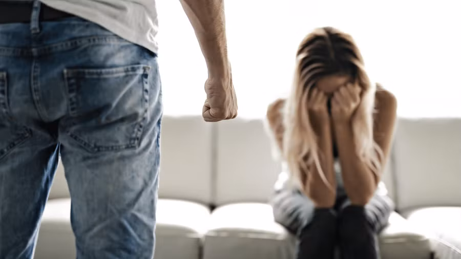 Ngừng hành vi bạo lực là trách nhiệm của người chồng. (Ảnh: ITN).
