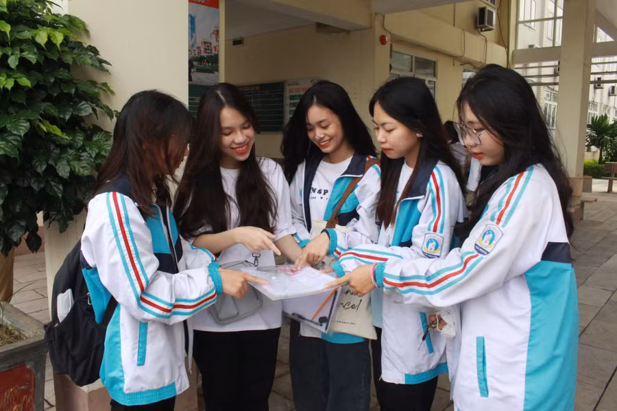 Trường THPT Chuyên Thái Nguyên là một trong 13 đơn vị có tỷ lệ đỗ tốt nghiệp đạt 100%.