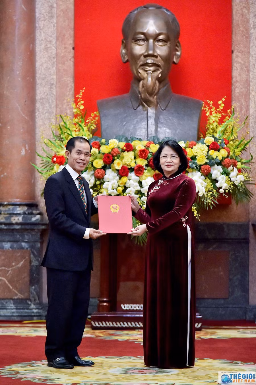 trao quyet dinh bo nhiem dai su nhiem ky 2019 2022
