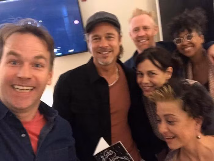 Brad Pitt lộ ảnh hẹn hò với bạn gái kém 25 tuổi ảnh 2