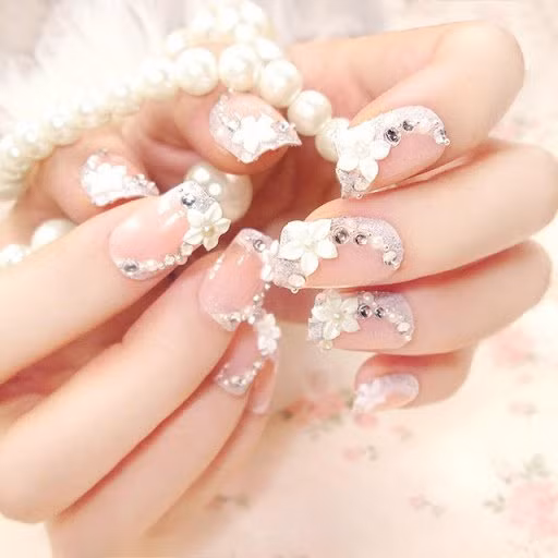 20 mẫu nail cực xinh lại đơn giản cho nàng diện mùa hè ảnh 11 Empty