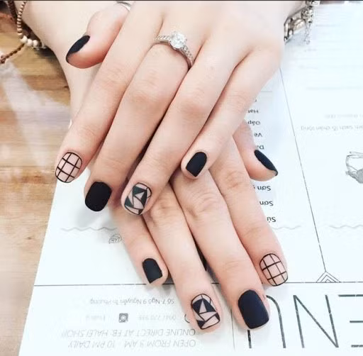 20 mẫu nail cực xinh lại đơn giản cho nàng diện mùa hè ảnh 4 Empty