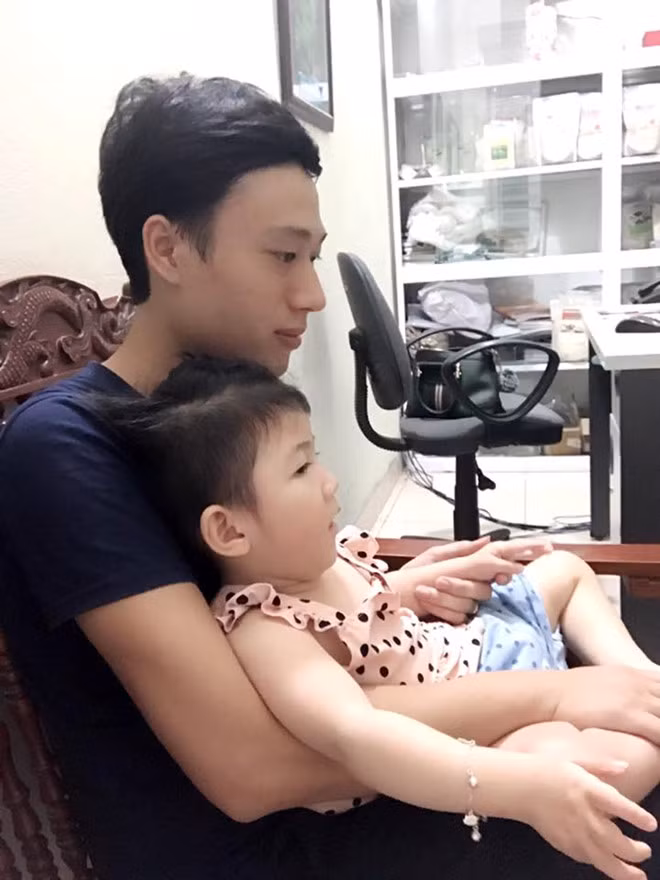 9X nhan nuoi be bai nao o Lao Cai: Nhin con rot nuoc mat khong nhan ra hinh anh 4