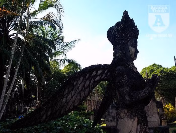 Kỳ bí khu "rừng Phật" với hàng trăm bức tượng bên dòng Mekong ảnh 25