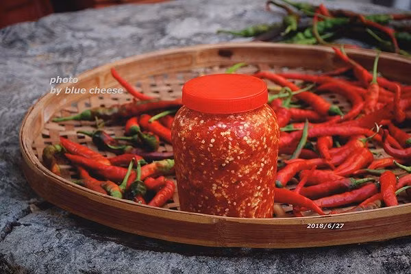 Chỉ vài bước đơn giản chị em có ngay lọ tương ớt ngon 