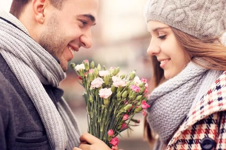 5 kỹ năng giao tiếp hiệu quả giúp thu phục trái tim của bạn đời ảnh 1