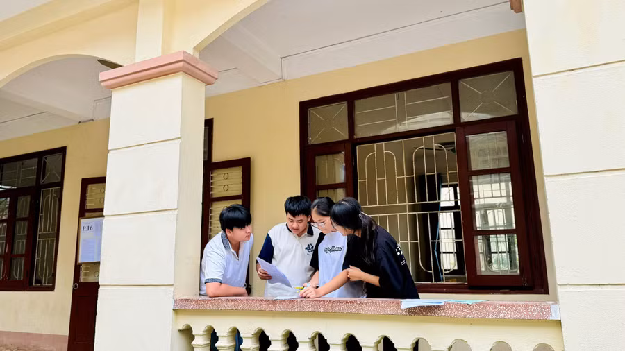 Nhiều thí sinh đánh giá đề thi năm nay không khó kiến thức tập trung trong sách giáo khoa.