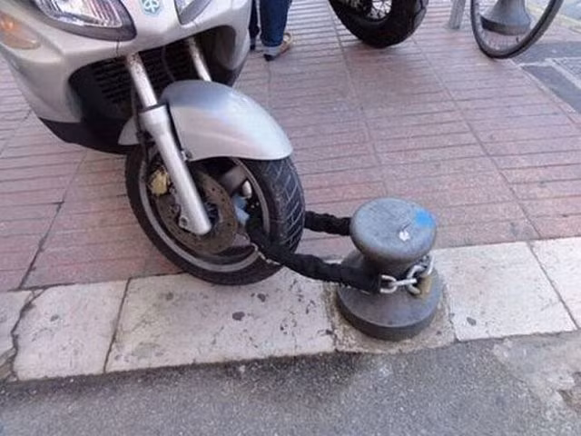 Muôn kiểu chống trộm “độc-dị” trên khắp thế gian ảnh 14 Muôn kiểu chống trộm “độc-dị” trên khắp thế gian - Hình 14