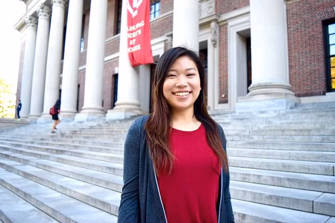 Nữ sinh gốc Việt và hoài bão mang Harvard về quê hương
