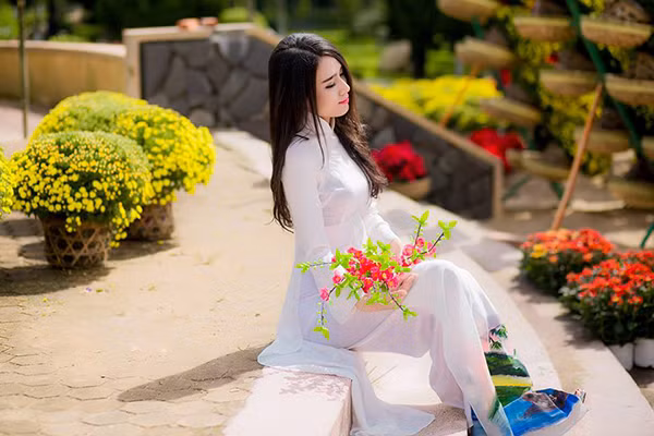 Nữ sinh xinh đẹp mong khởi nghiệp thuận lợi trong năm Bính Thân ảnh 2
