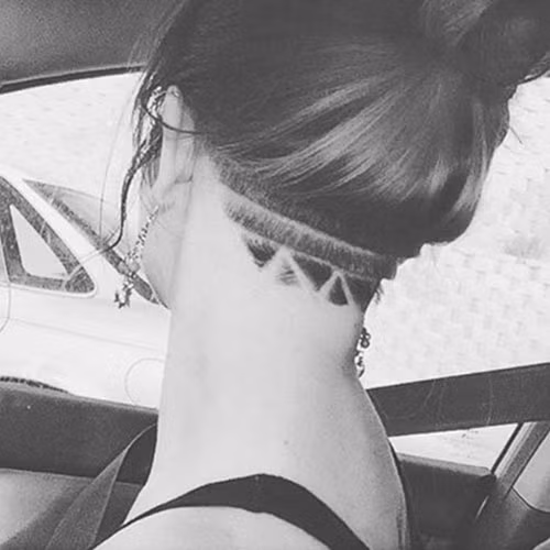 Giới trẻ “điên đảo” với trào lưu “xăm hình” cho tóc siêu chất ảnh 7